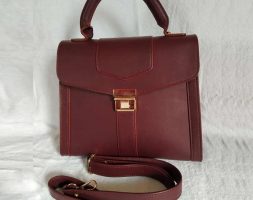 Stylish and Fashionable Leather Ladies Bag